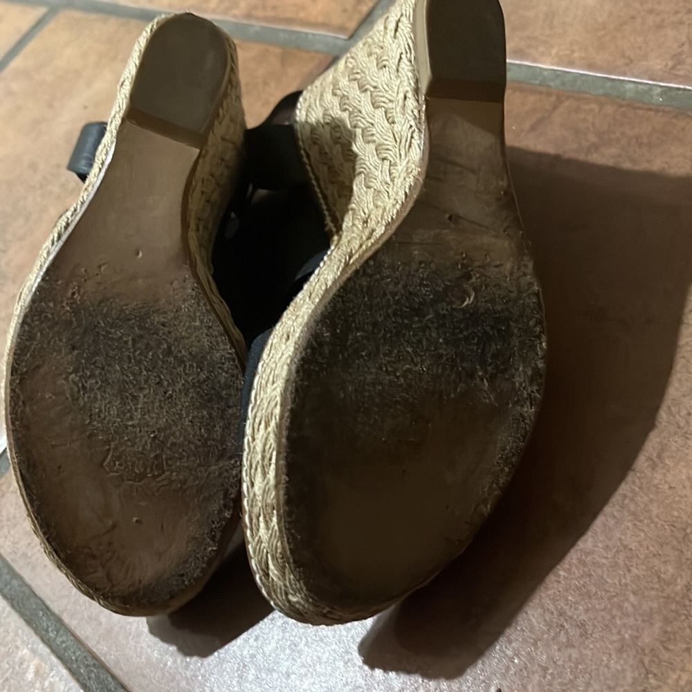 Stuart Weitzman Platform Sandals. Black. Size 8. … - image 4